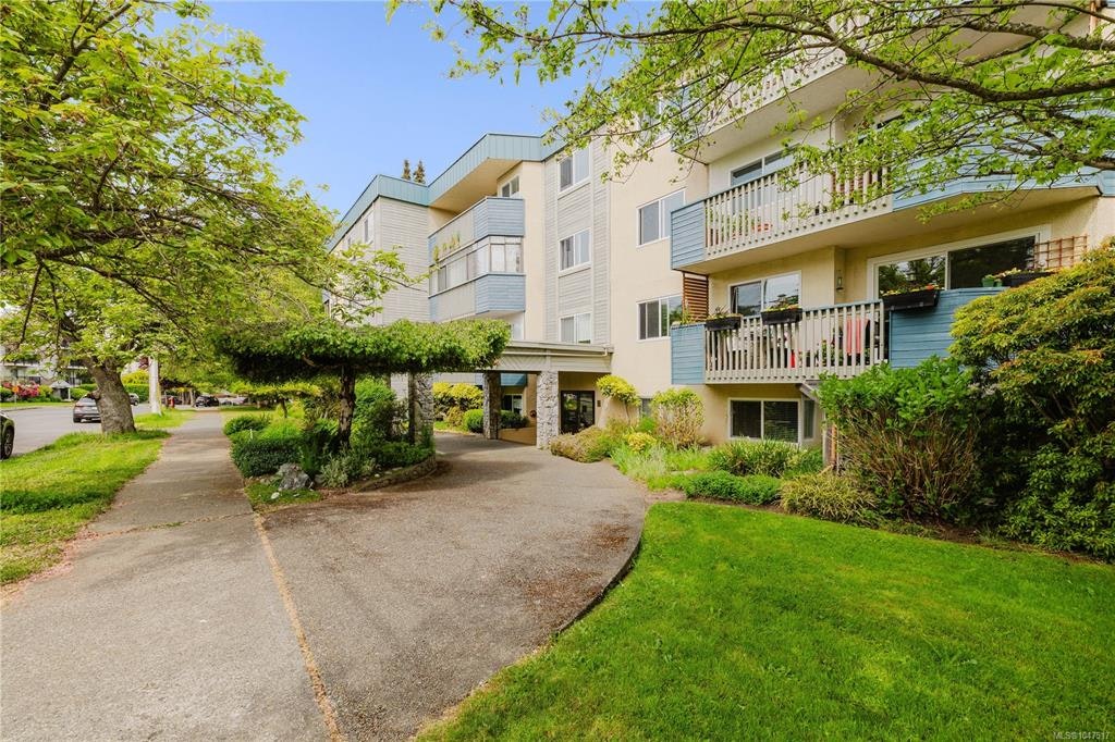 404-1012 Collinson Street, Victoria, BC, V8V 3C1