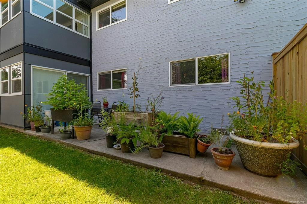 102-3244 Seaton Street, Saanich, BC, V8Z 3V7 - 17