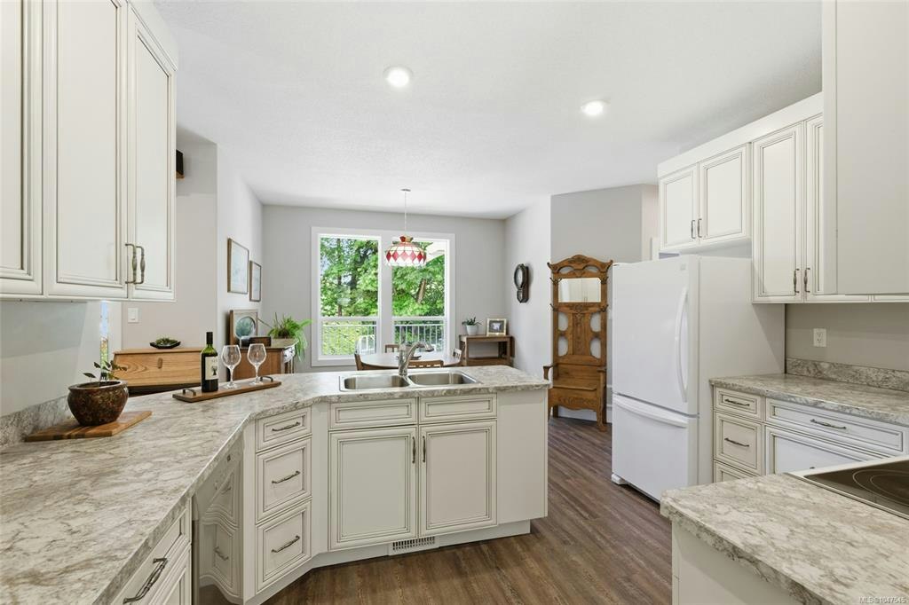 3831 Creekside Drive, Bowser/Deep Bay, BC, V0R 1G0 - 24