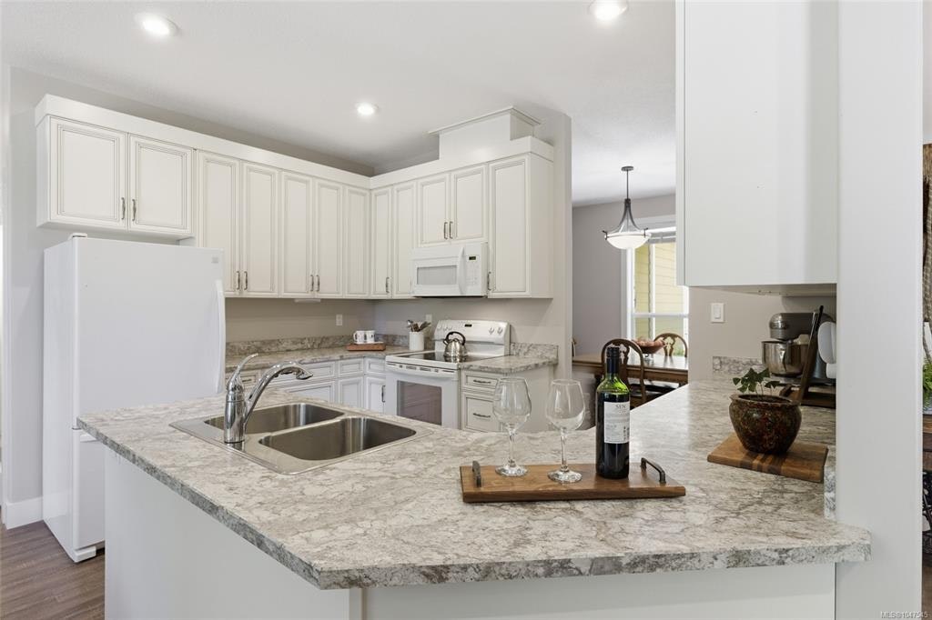 3831 Creekside Drive - 3