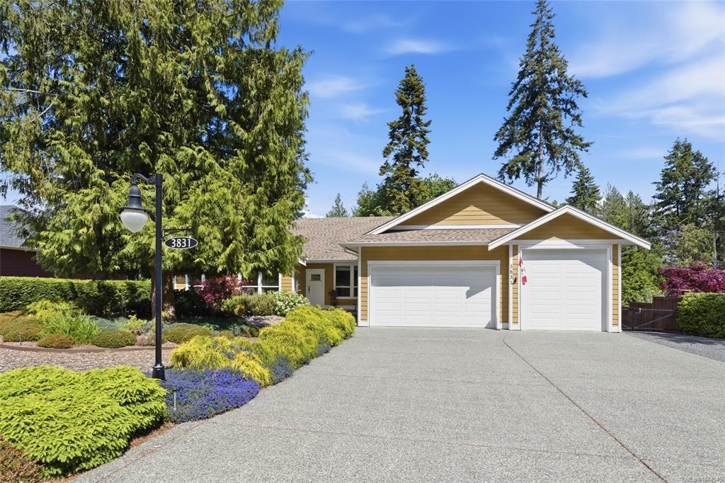 3831 Creekside Drive, Bowser/Deep Bay, BC, V0R 1G0
