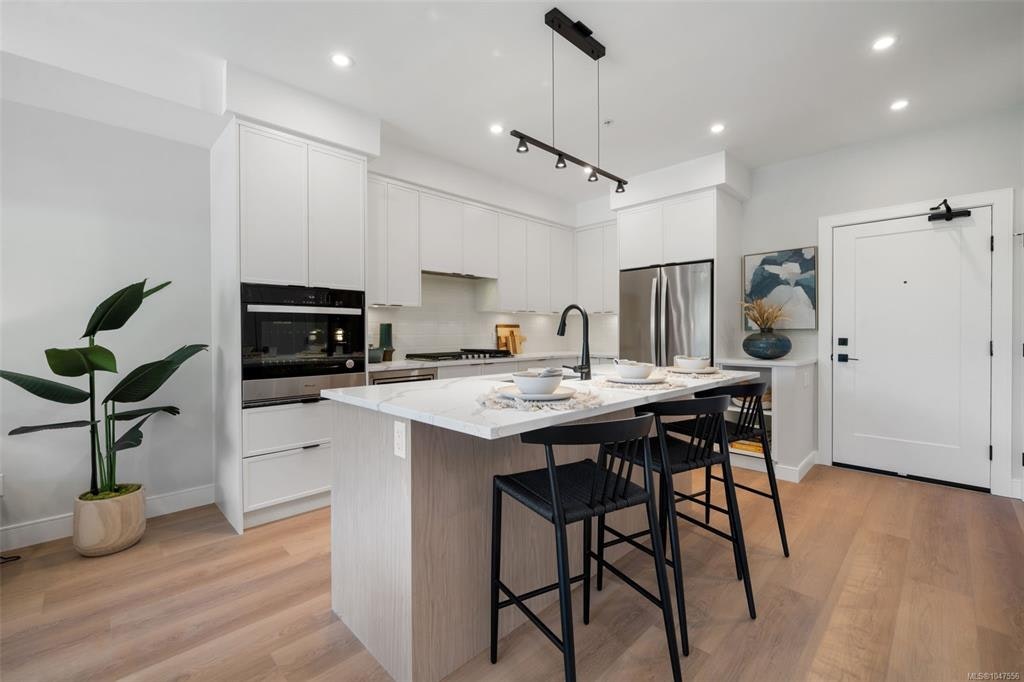107-1810 Selenite Place, Langford, BC, V9B 7E2 - 5