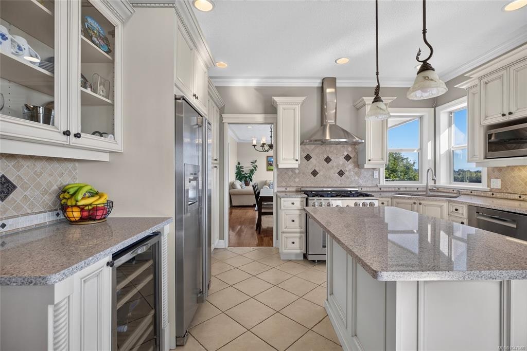 656 Mariner Drive, Campbell River, BC, V9H 1V9 - 8