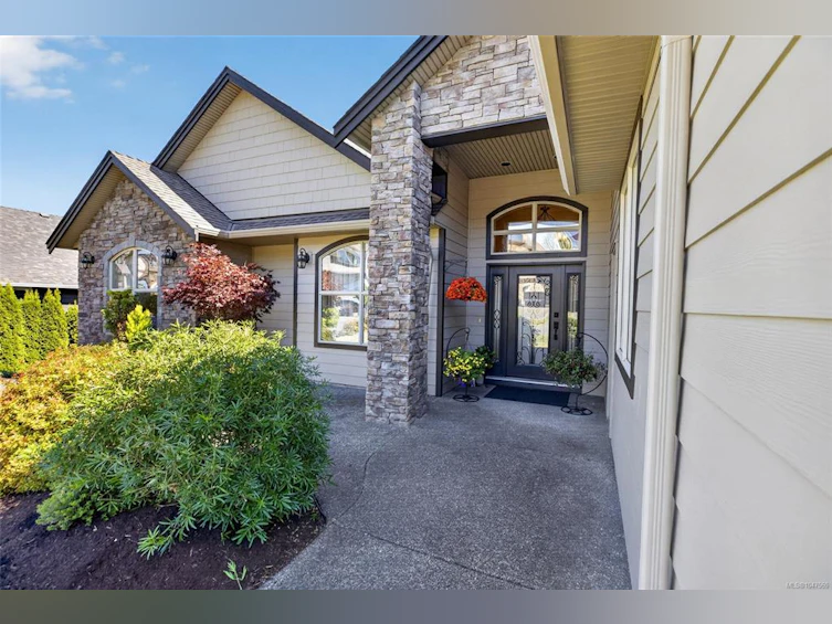 656 Mariner Drive, Campbell River, BC, V9H 1V9 - 2