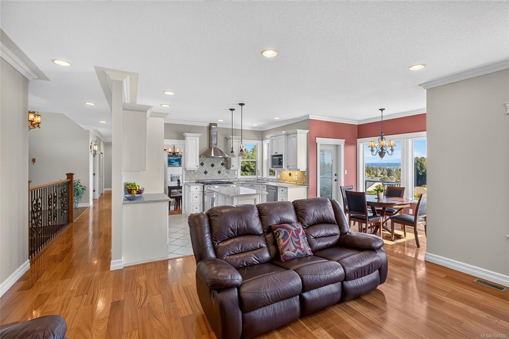 656 Mariner Drive, Campbell River, BC, V9H 1V9 - 17