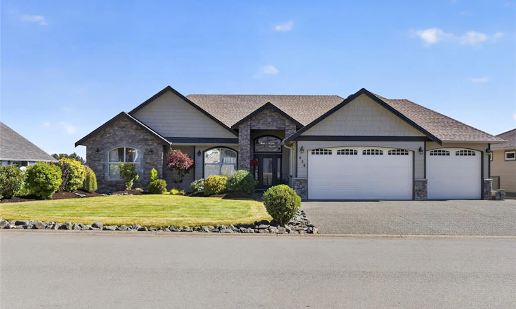 656 Mariner Drive