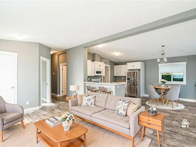 138-6325 Metral Drive - 3