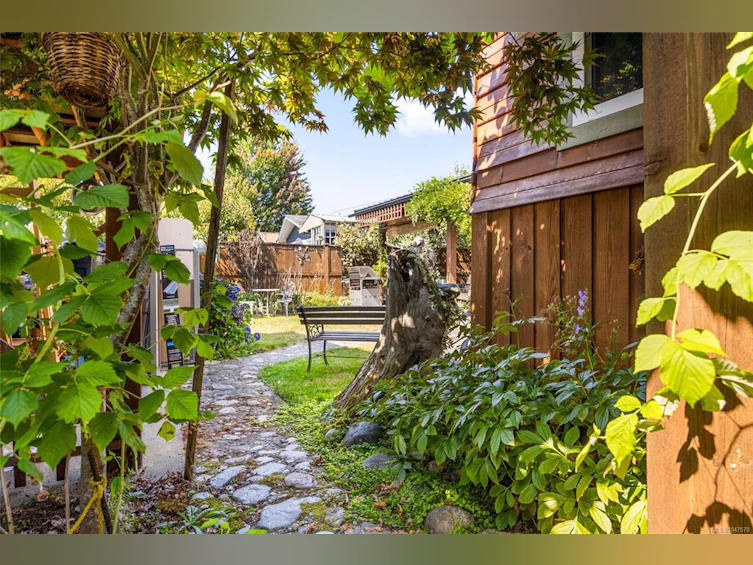 1755 Lewis Avenue, Courtenay, BC, V9N 2Z1 - 29