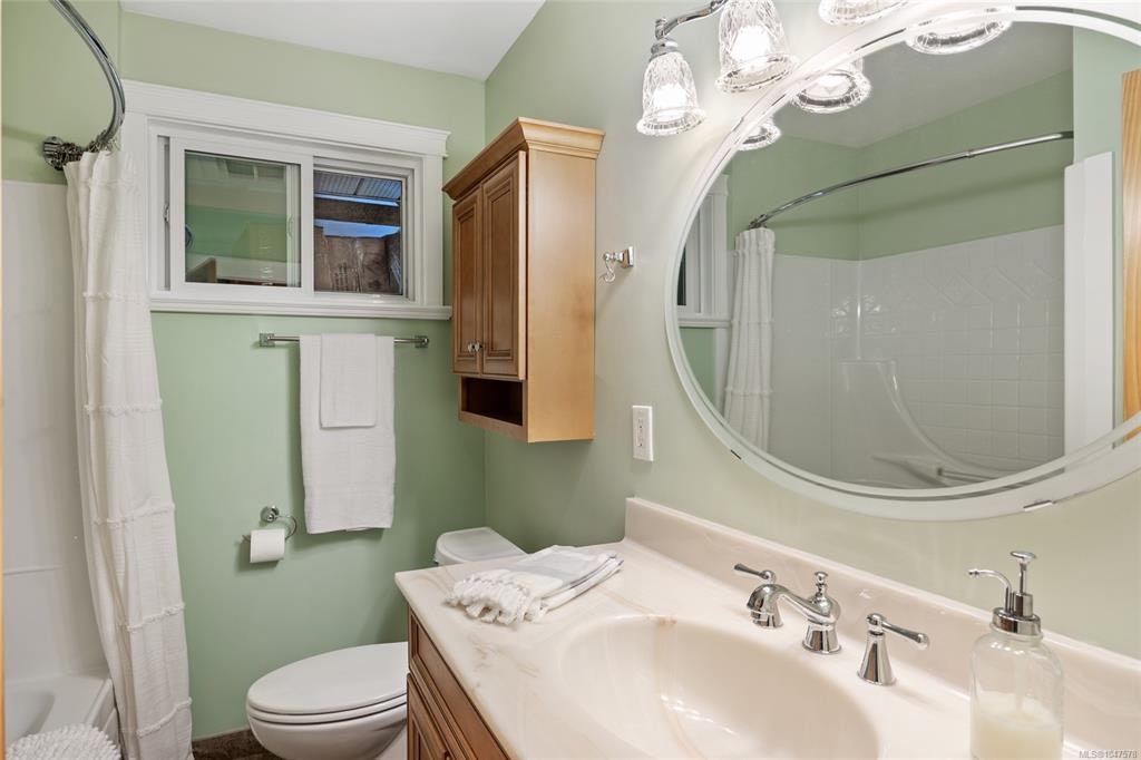 1755 Lewis Avenue, Courtenay, BC, V9N 2Z1 - 16