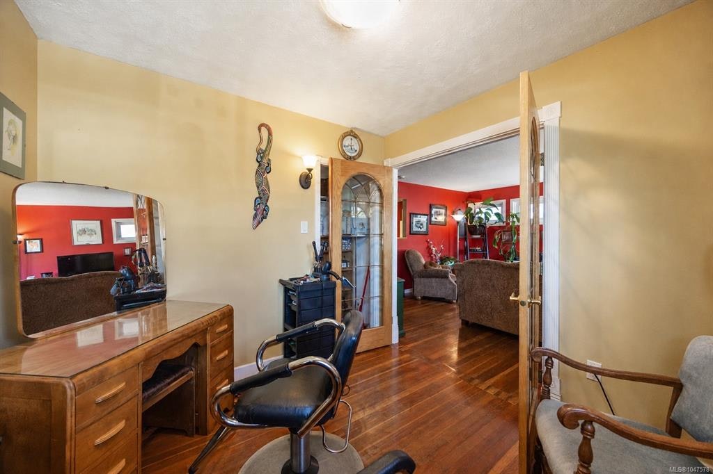 1755 Lewis Avenue, Courtenay, BC, V9N 2Z1 - 11