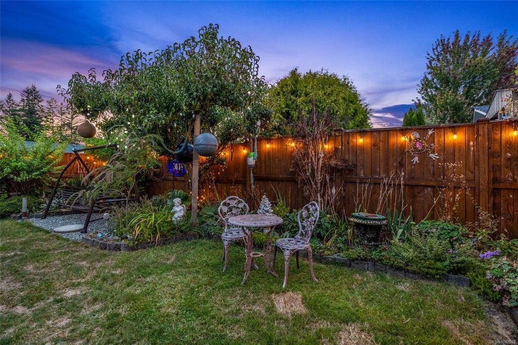 1755 Lewis Avenue, Courtenay, BC, V9N 2Z1 - 28