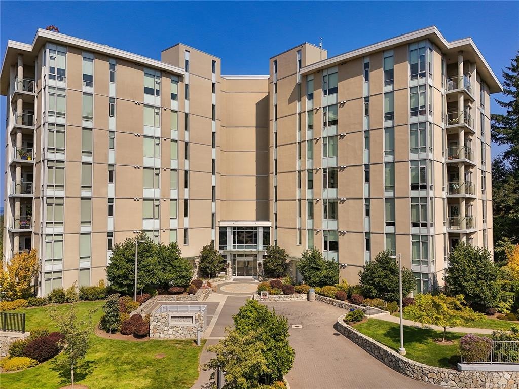202-5388 Hill Rise Terrace, Saanich, BC, V8Y 3K2 - 58