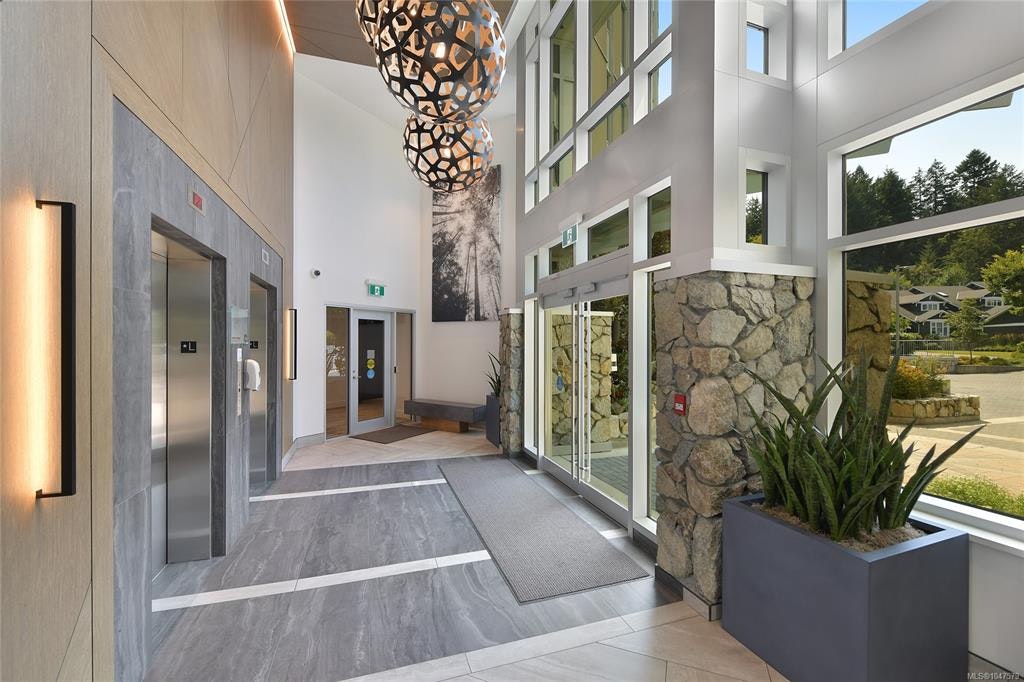 202-5388 Hill Rise Terrace, Saanich, BC, V8Y 3K2 - 68