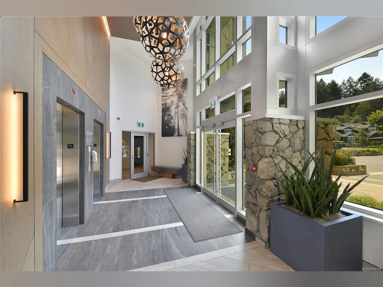 202-5388 Hill Rise Terrace, Saanich, BC, V8Y 3K2 - 68