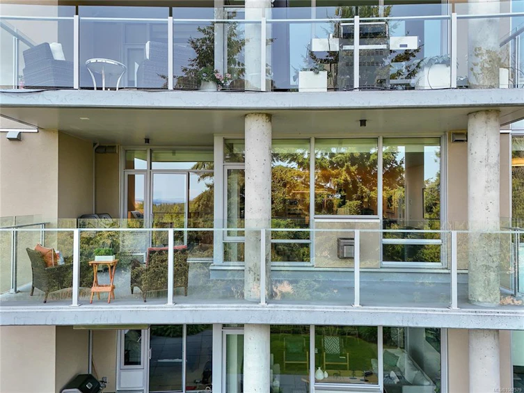 202-5388 Hill Rise Terrace, Saanich, BC, V8Y 3K2 - 49