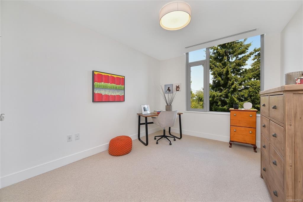 202-5388 Hill Rise Terrace, Saanich, BC, V8Y 3K2 - 39