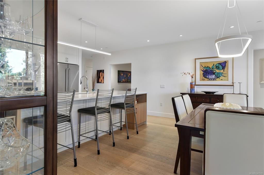 202-5388 Hill Rise Terrace, Saanich, BC, V8Y 3K2 - 19