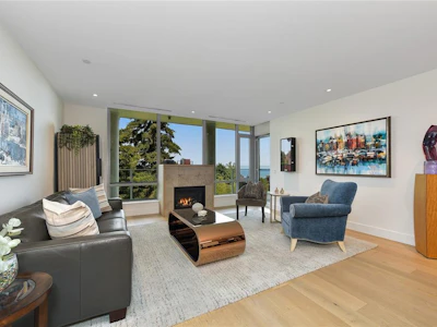 202-5388 Hill Rise Terrace - 4
