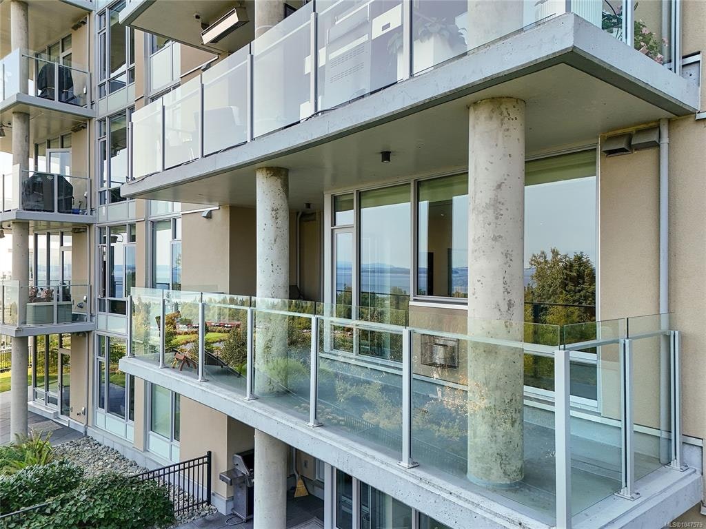 202-5388 Hill Rise Terrace, Saanich, BC, V8Y 3K2 - 50