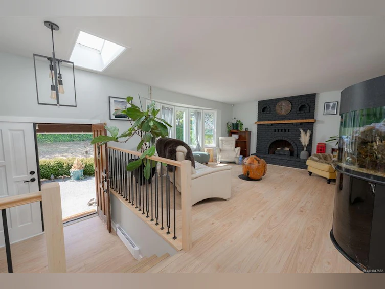 7946 Southwind Drive, Nanaimo, BC, V0H 2H0 - 8
