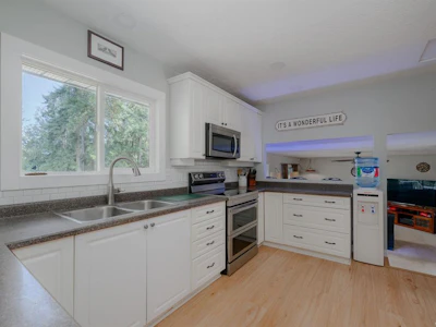 7946 Southwind Drive - 3