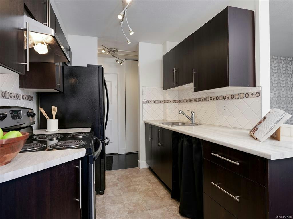 202-647 Michigan Street, Victoria, BC, V8V 1S9 - 11