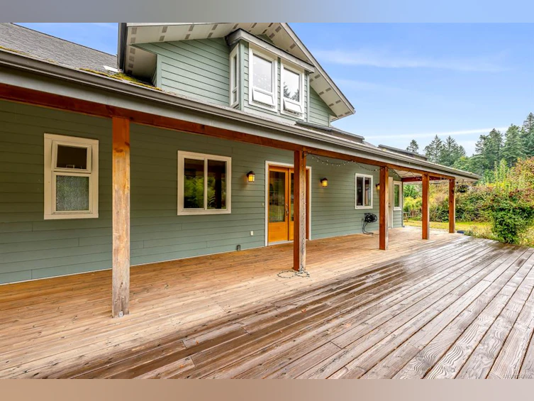 652 Fox Road, Quadra Island, BC, V0P 1N0 - 95