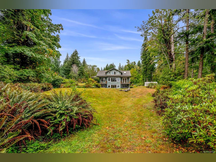 652 Fox Road, Quadra Island, BC, V0P 1N0 - 84