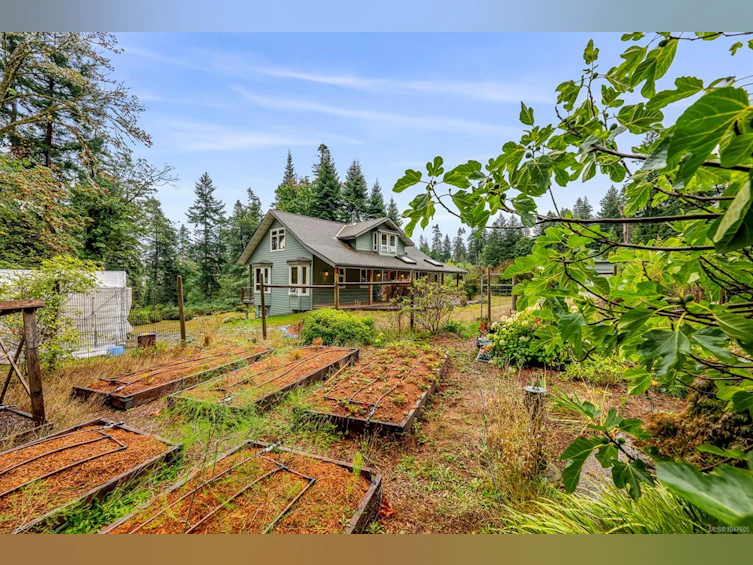 652 Fox Road, Quadra Island, BC, V0P 1N0 - 66