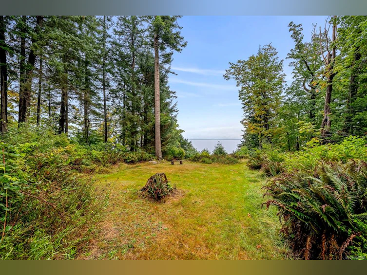 652 Fox Road, Quadra Island, BC, V0P 1N0 - 78