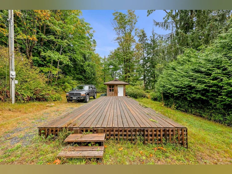 652 Fox Road, Quadra Island, BC, V0P 1N0 - 50