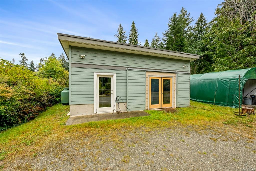 652 Fox Road, Quadra Island, BC, V0P 1N0 - 45