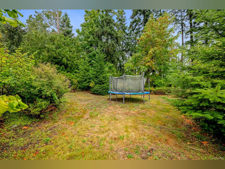 652 Fox Road, Quadra Island, BC, V0P 1N0 - 60
