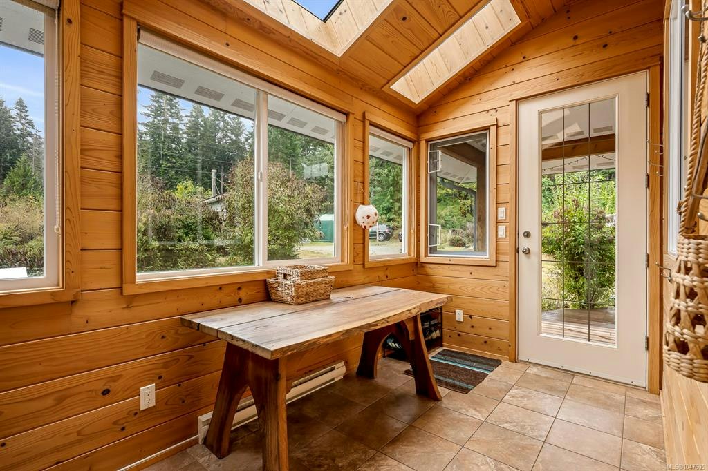 652 Fox Road, Quadra Island, BC, V0P 1N0 - 43