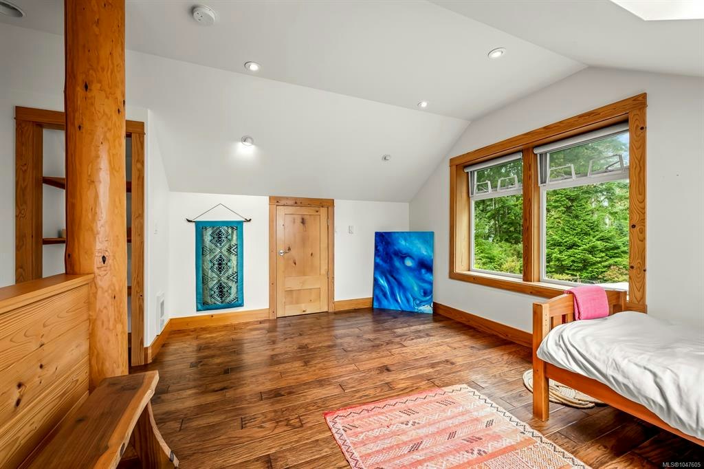 652 Fox Road, Quadra Island, BC, V0P 1N0 - 22