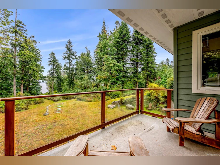 652 Fox Road, Quadra Island, BC, V0P 1N0 - 85
