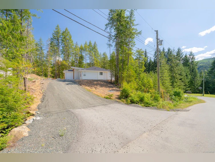 8423 Sander Drive, Port Alberni, BC, V9Y 9E3 - 6