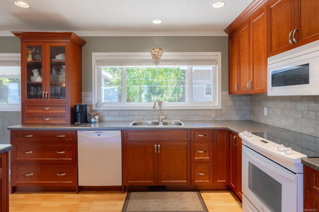 2373 Anderson Avenue - 4