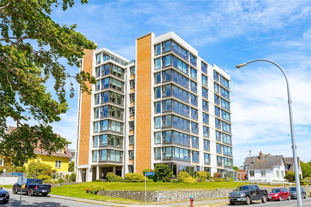 702-670 Dallas Road, Victoria, BC, V8V 1B7
