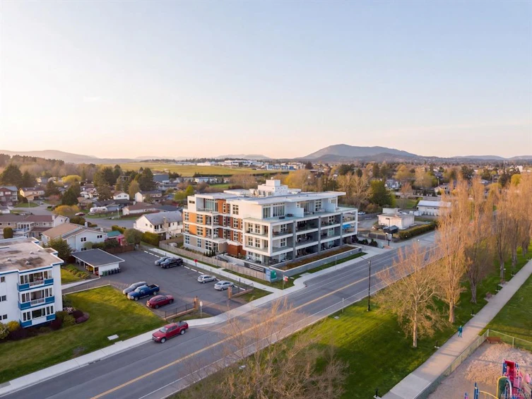 401-9570 Fifth Street, Sidney, BC, V8L 2W5 - 26