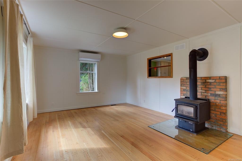 6810 Third Street - 5