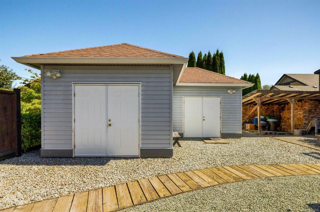 460 Bundock Avenue - 2