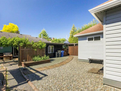 460 Bundock Avenue - 4