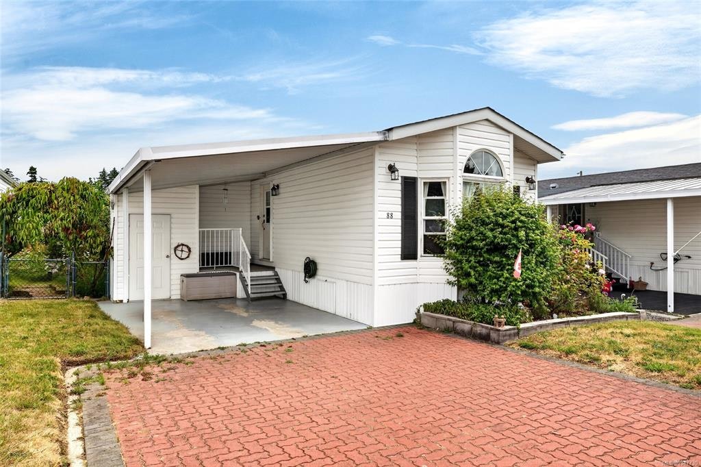 88-7583 Central Saanich Road, Central Saanich, BC, V8M 2B6