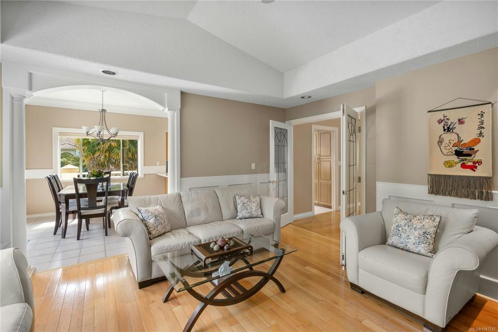 948 Boulderwood Rise, Saanich, BC, V8Y 3G5 - 22