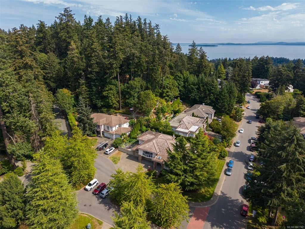948 Boulderwood Rise, Saanich, BC, V8Y 3G5 - 82
