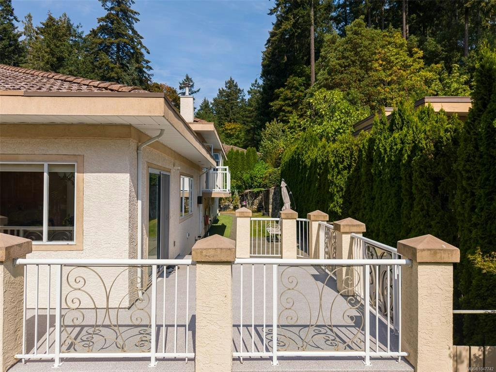 948 Boulderwood Rise, Saanich, BC, V8Y 3G5 - 19