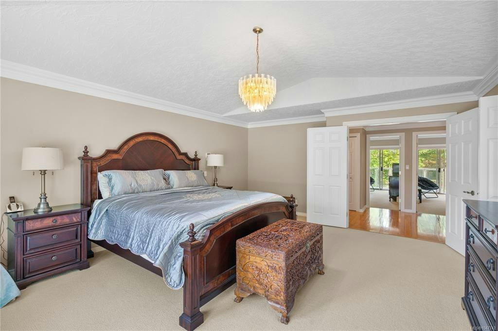 948 Boulderwood Rise, Saanich, BC, V8Y 3G5 - 33