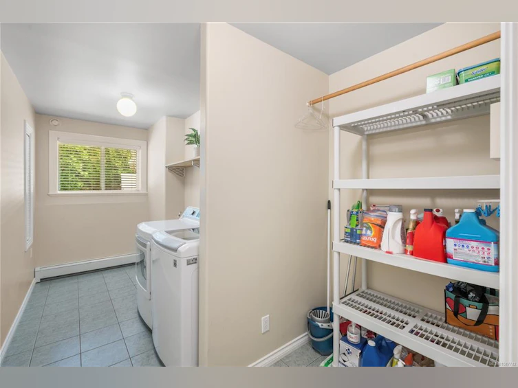 948 Boulderwood Rise, Saanich, BC, V8Y 3G5 - 51