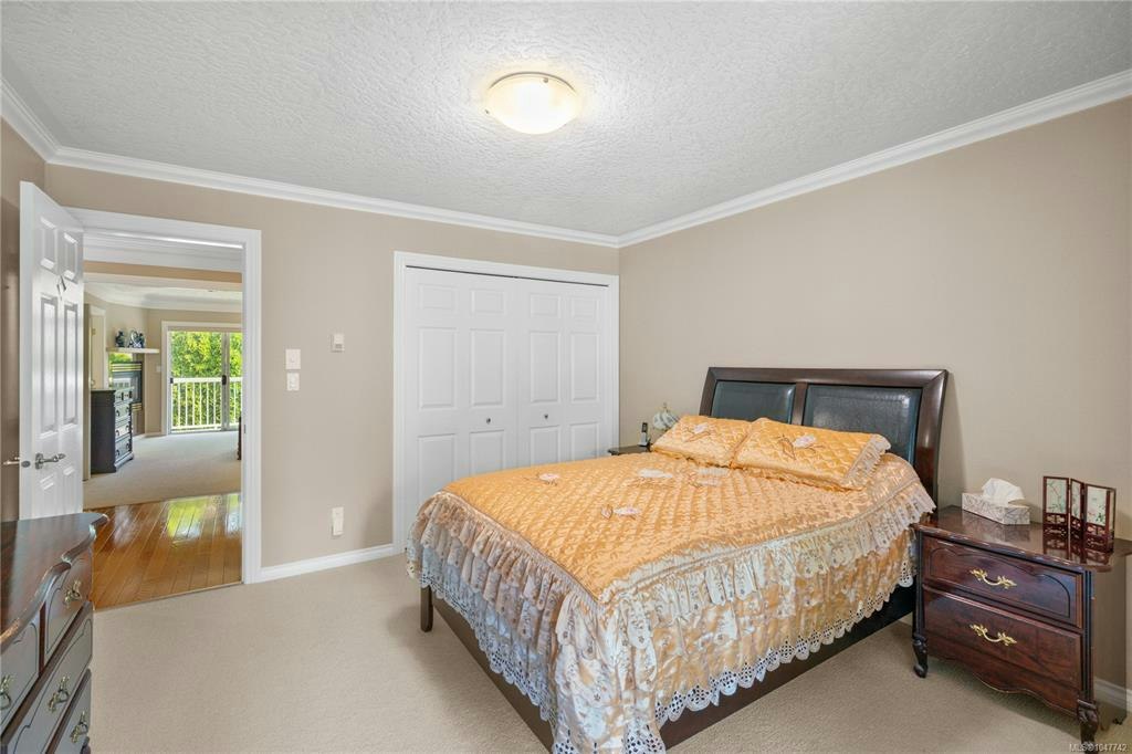 948 Boulderwood Rise, Saanich, BC, V8Y 3G5 - 38